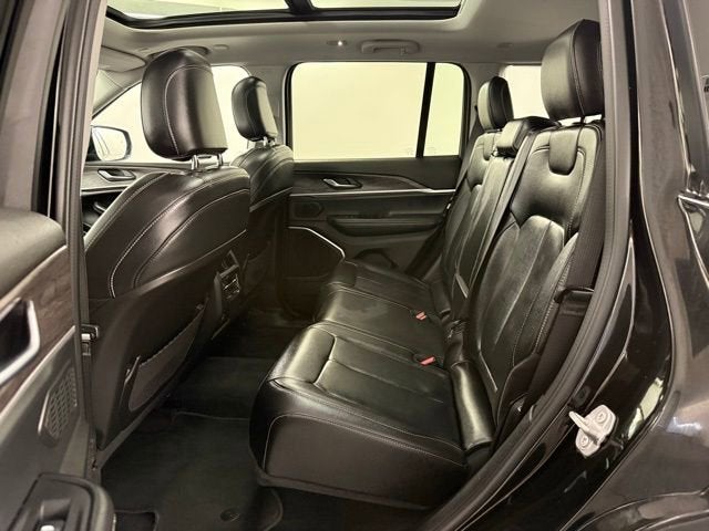 2022 Jeep Grand Cherokee Limited 4x2