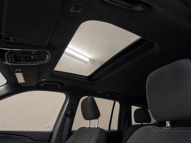 2025 Jeep Grand Cherokee L Laredo X 4x2