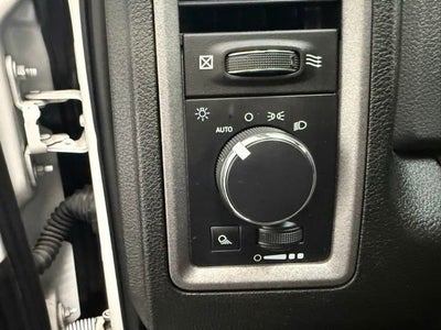 2019 RAM 1500 Classic Tradesman Quad Cab 4x2 6'4" Box