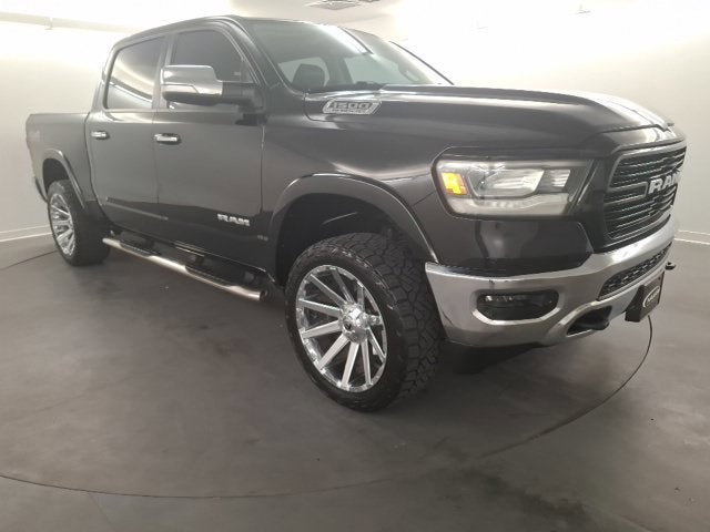 2019 RAM 1500 Laramie Crew Cab 4x4 5'7" Box