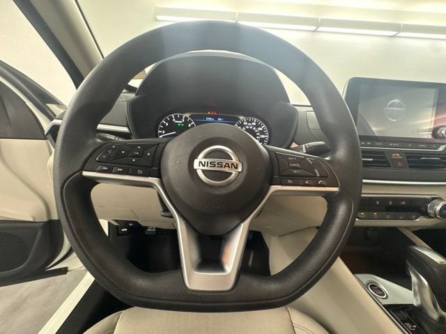 2022 Nissan Altima SV FWD