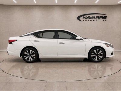 2022 Nissan Altima SV FWD