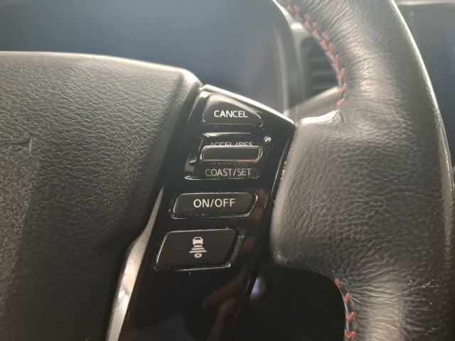 2022 Nissan Frontier Crew Cab PRO-X 4x2