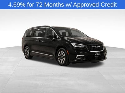2023 Chrysler Pacifica Hybrid Touring L