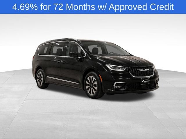 2023 Chrysler Pacifica Hybrid Touring L