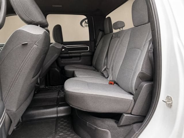2024 RAM 3500 Big Horn Crew Cab 4x4 8' Box