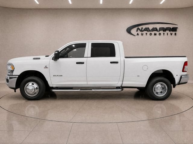 2024 RAM 3500 Big Horn Crew Cab 4x4 8' Box