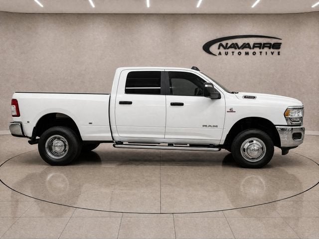2024 RAM 3500 Big Horn Crew Cab 4x4 8' Box