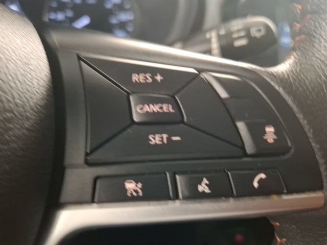 2024 Nissan Kicks SR Xtronic CVT