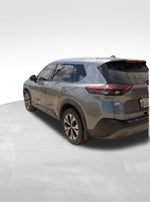 2021 Nissan Rogue SV FWD