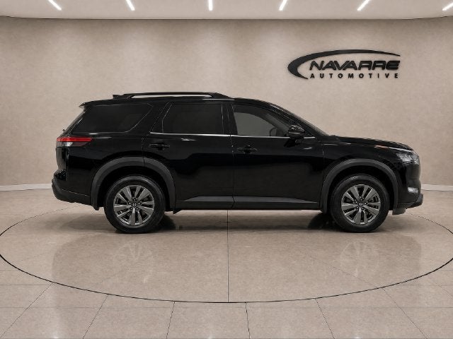 2024 Nissan Pathfinder SV FWD