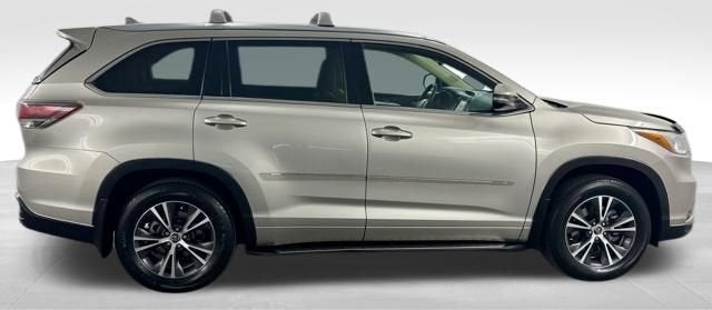 2016 Toyota Highlander XLE V6
