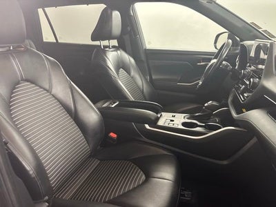 2023 Toyota Highlander XSE