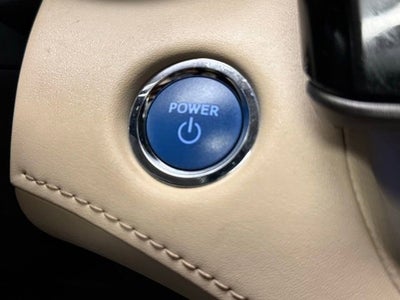 2022 Toyota Highlander Hybrid Limited