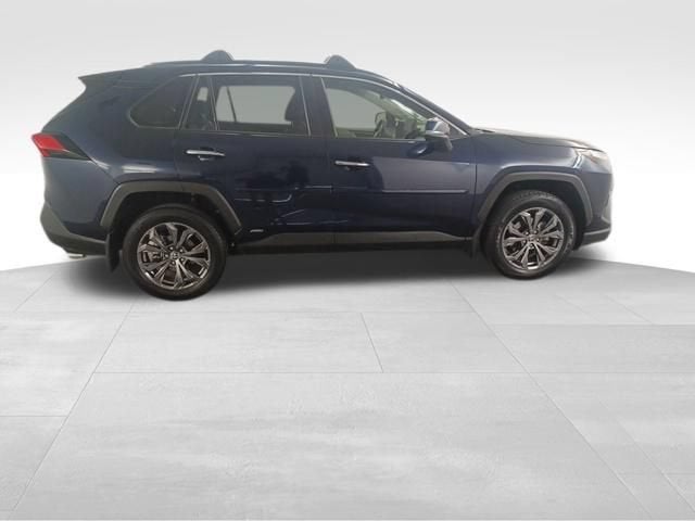 2024 Toyota RAV4 Hybrid Limited — photo 8