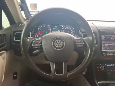 2012 Volkswagen Touareg VR6 Sport