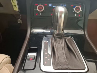 2012 Volkswagen Touareg VR6 Sport