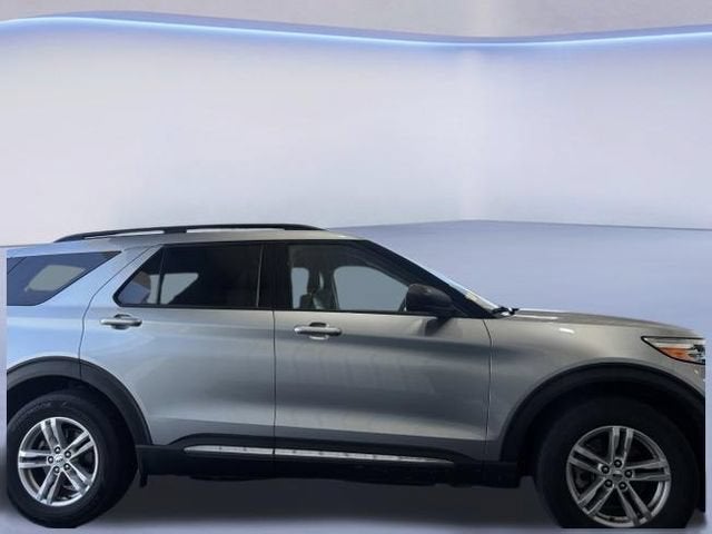 2023 Ford Explorer XLT — photo 8