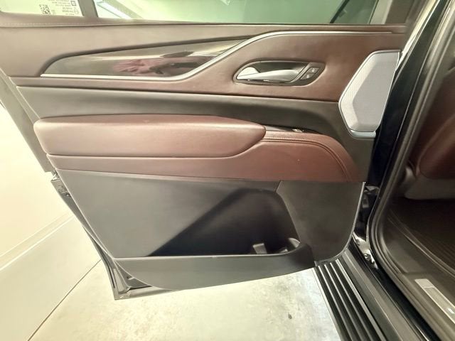 2023 Cadillac Escalade ESV Sport Platinum