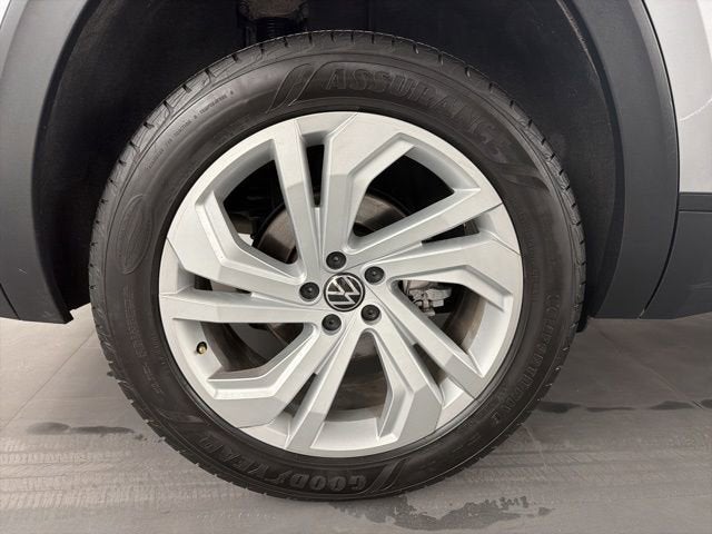 2022 Volkswagen Atlas 3.6L V6 SE w/Technology