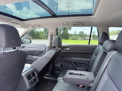 2021 Volkswagen Atlas 3.6L V6 SE w/Technology R-Line