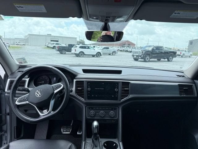2021 Volkswagen Atlas 3.6L V6 SE w/Technology R-Line