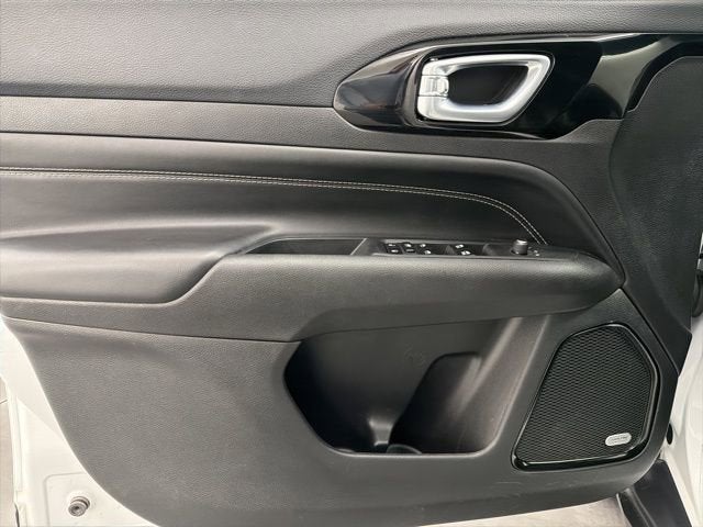 2023 Jeep Compass Altitude