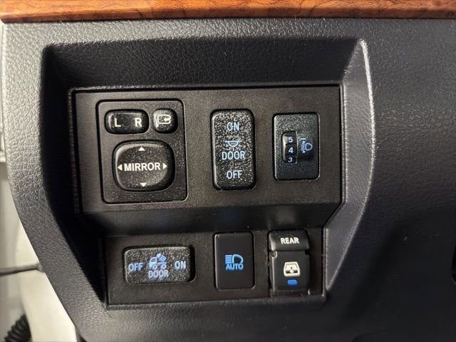 2018 Toyota Tundra 4WD SR5