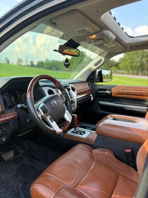 2020 Toyota Tundra 2WD Platinum