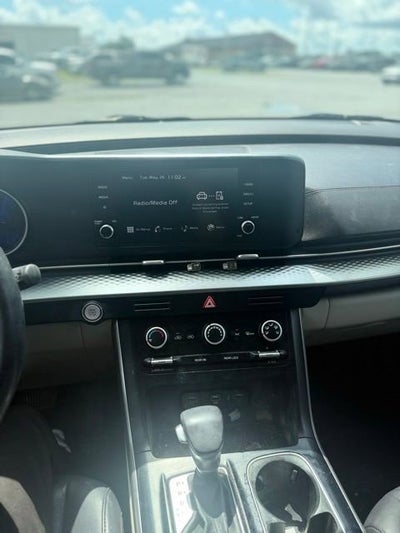 2023 Kia Carnival LX