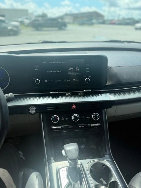 2023 Kia Carnival LX