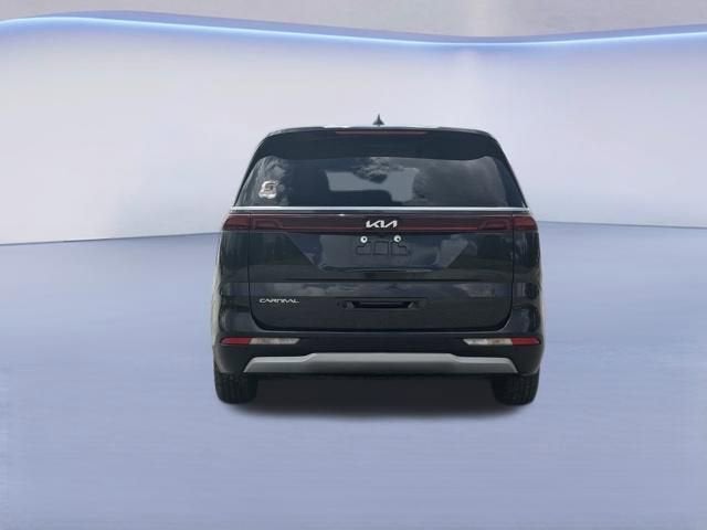 2023 Kia Carnival LX