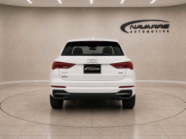 2021 Audi Q3 S line Premium