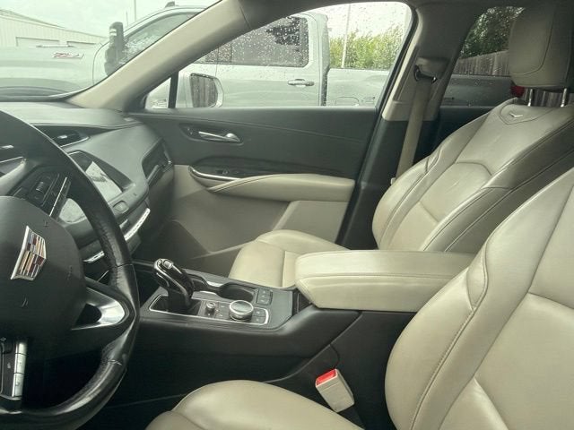 2021 Cadillac XT4 FWD Premium Luxury