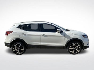 2020 Nissan Rogue Sport SL