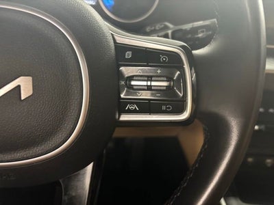 2024 Kia Carnival LX