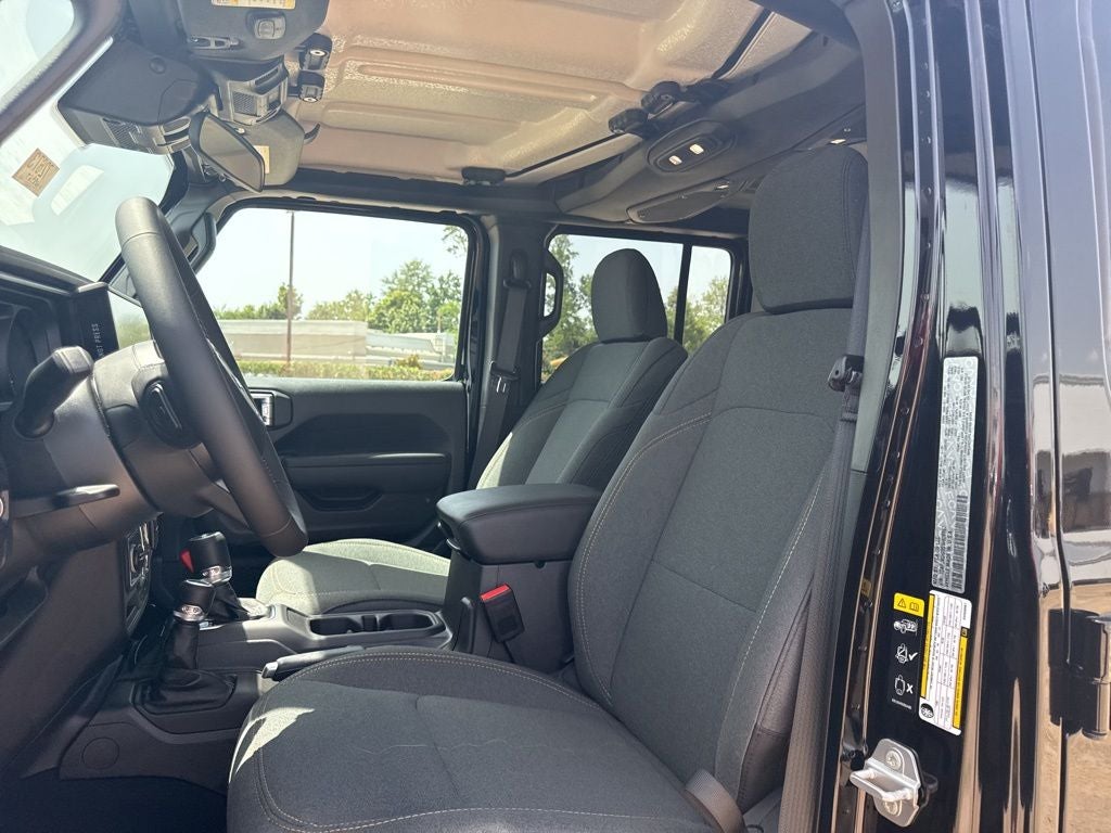 2025 Jeep Wrangler WRANGLER 4-DOOR SPORT S