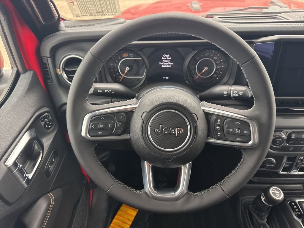 2025 Jeep Wrangler WRANGLER 4-DOOR SAHARA