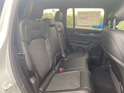 2025 Jeep Grand Cherokee GRAND CHEROKEE ALTITUDE 4X2