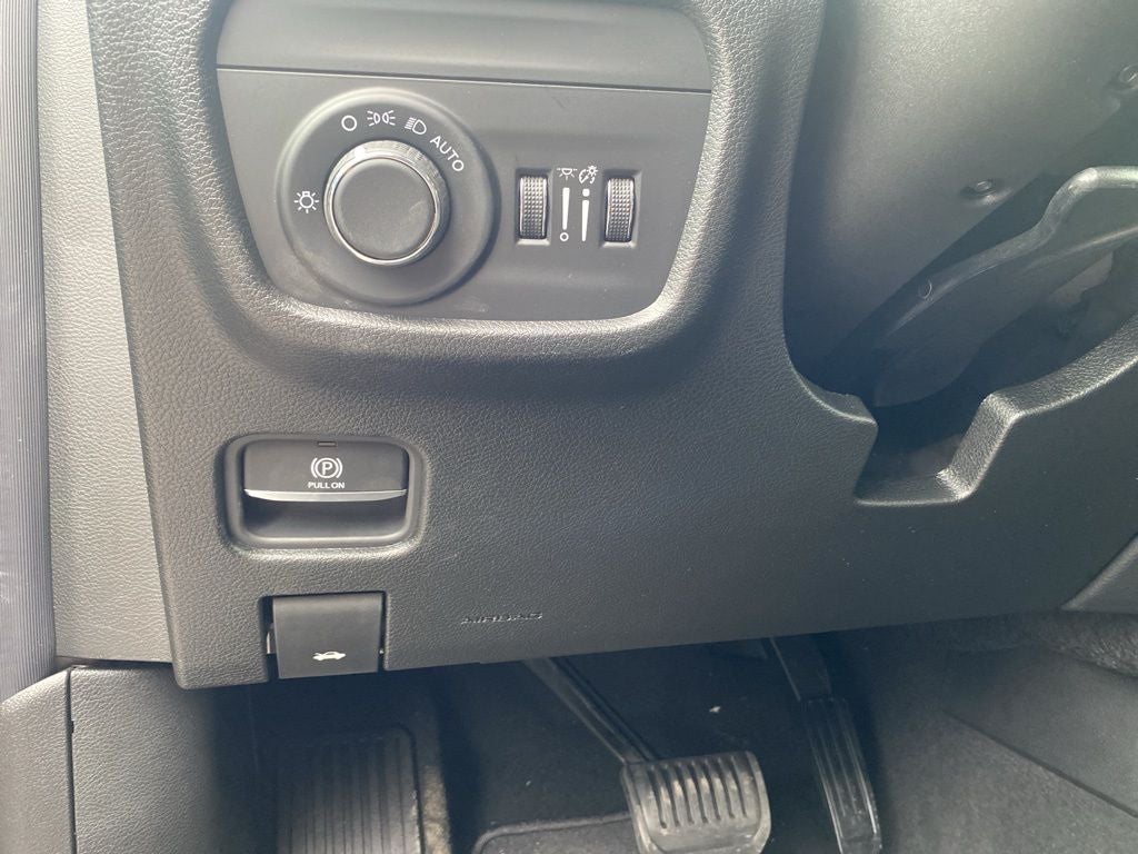 2025 Jeep Grand Cherokee GRAND CHEROKEE ALTITUDE 4X2