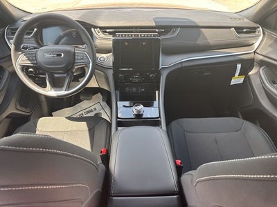 2026 Jeep Grand Cherokee GRAND CHEROKEE LAREDO X 4X2