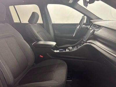 2026 Jeep Grand Cherokee GRAND CHEROKEE LAREDO X 4X2