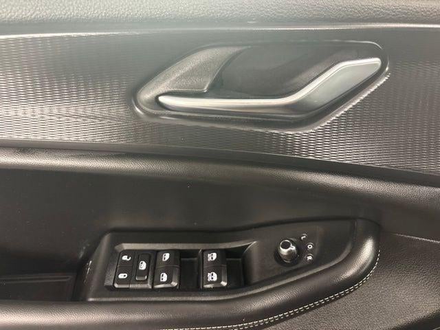 2026 Jeep Grand Cherokee GRAND CHEROKEE LAREDO X 4X2