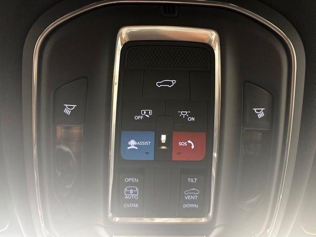 2026 Jeep Grand Cherokee GRAND CHEROKEE LAREDO X 4X2