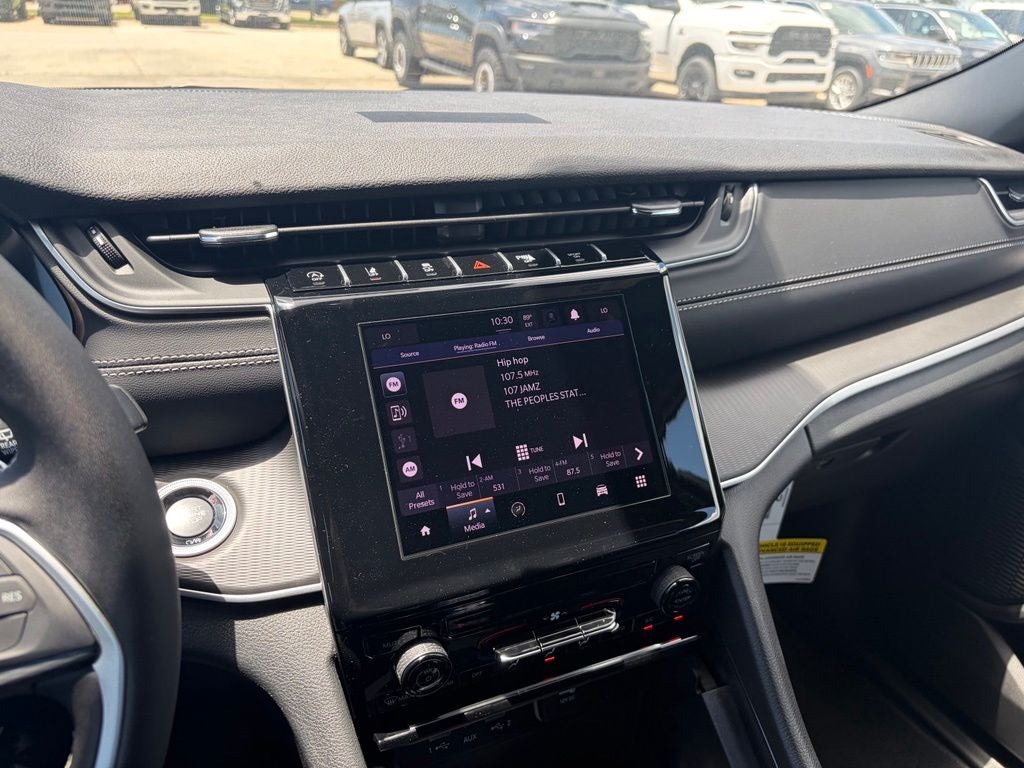 2026 Jeep Grand Cherokee GRAND CHEROKEE LAREDO 4X2