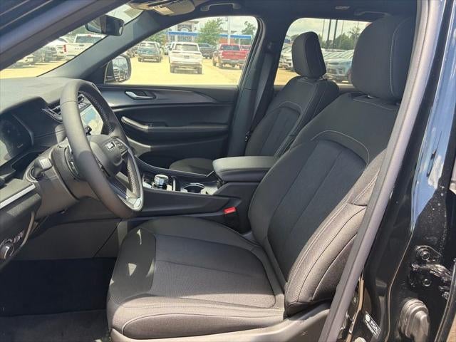 2026 Jeep Grand Cherokee GRAND CHEROKEE LAREDO 4X2