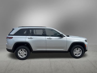 2025 Jeep Grand Cherokee GRAND CHEROKEE LAREDO 4X2