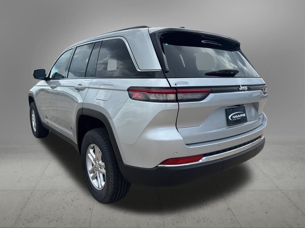 2025 Jeep Grand Cherokee GRAND CHEROKEE LAREDO 4X2