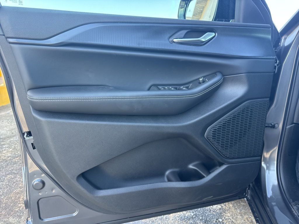 2025 Jeep Grand Cherokee GRAND CHEROKEE ALTITUDE 4X2