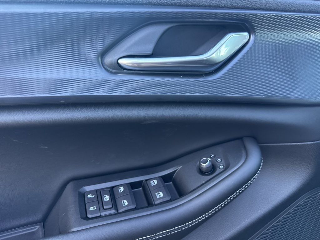 2025 Jeep Grand Cherokee GRAND CHEROKEE ALTITUDE 4X2